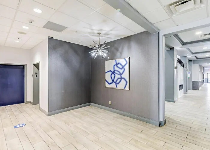 Express & Ohio State University- Osu Medical Center By Ihg Hotel